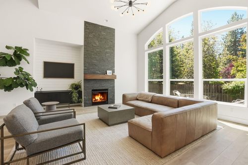 61038 Snowbrush Dr, Bend, OR, 97702-2312 | Card Image