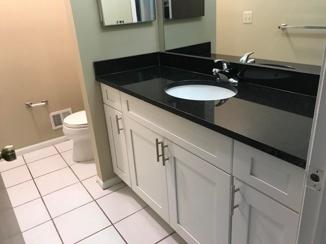 1885 Chipping Way, Condo with 4 bedrooms, 3 bathrooms and null parking in Bloomfield Hills MI | Image 18