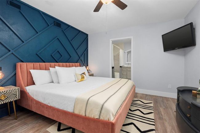 3610 Avenue P 1/2, House other with 3 bedrooms, 2 bathrooms and null parking in Galveston TX | Image 21