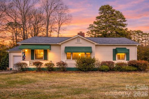 1512 Glenwood Ave, Salisbury, NC, 28146-4716 | Card Image