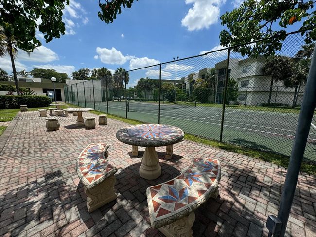 APT-315 - 4215 University Dr, Condo with 2 bedrooms, 2 bathrooms and null parking in Sunrise FL | Image 57