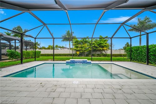 3608 Sapphire Cove Cir, NAPLES, FL, 34114-2925 | Card Image