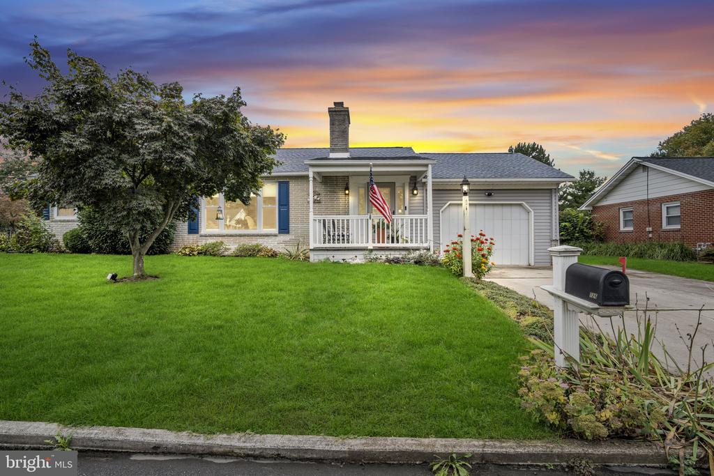Peach Ave, Hershey, PA 17033