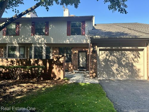 7219 Danbrooke Ct, West Bloomfield, MI, 48322 | Card Image