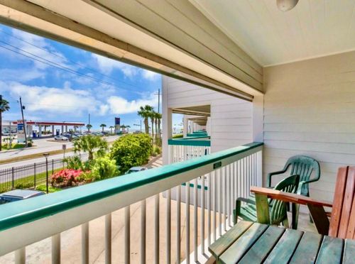 111-6102 Seawall Blvd, Galveston, TX, 77551-2031 | Card Image