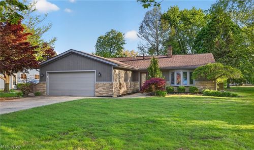 9581 Tamarin Ct, Mentor, OH, 44060-6541 | Card Image