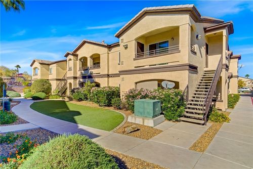 11266-2291 W Horizon Ridge Pkwy, Henderson, NV, 89052-5692 | Card Image