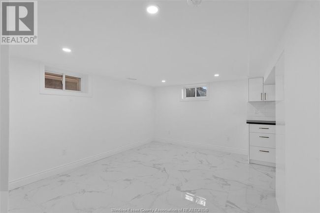 1510 Langlois Ave, House other with 4 bedrooms, 2 bathrooms and null parking in Windsor ON | Image 17