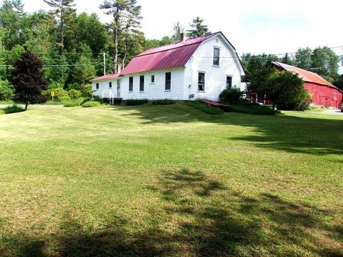 70 Wild Ammonoosuc Rd, Woodsville, NH, 03785-4424 | Card Image