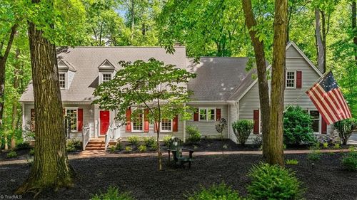 5965 Woodfield Dr, Kernersville, NC, 27284-8327 | Card Image