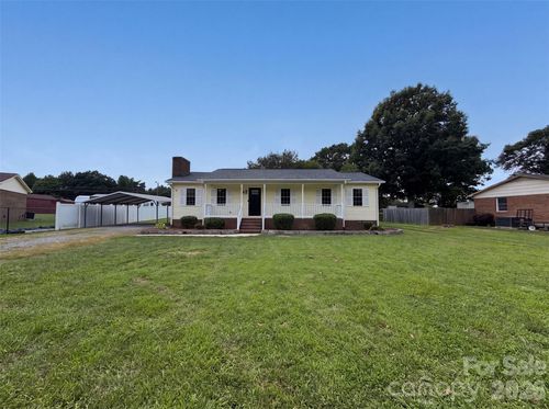 642 Lancer Ct Nw, Concord, NC, 28027-6606 | Card Image