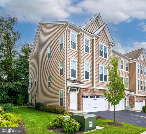57 Lila Ln, DOWNINGTOWN, PA, 19335-1521 | Card Image