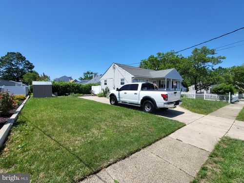 302 N Albertson Ave, MAGNOLIA, NJ, 08049-1502 | Card Image
