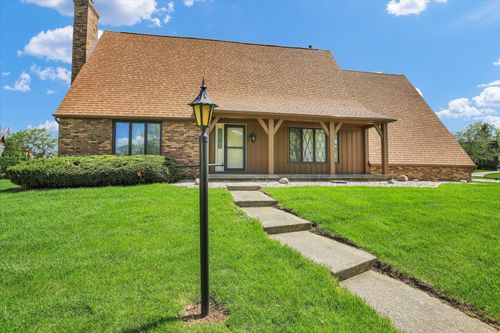 1 Lyndhurst Place, Champaign, IL, 61820 | Card Image