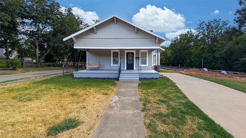 300 W Moore St, Sherman, TX, 75090-7812 | Card Image