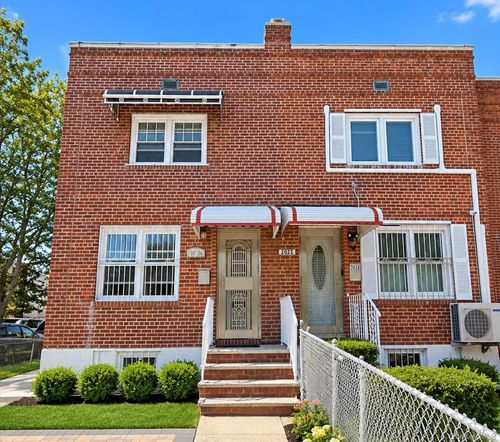 20-24 150 Street, New York, NY, 11358 | Card Image