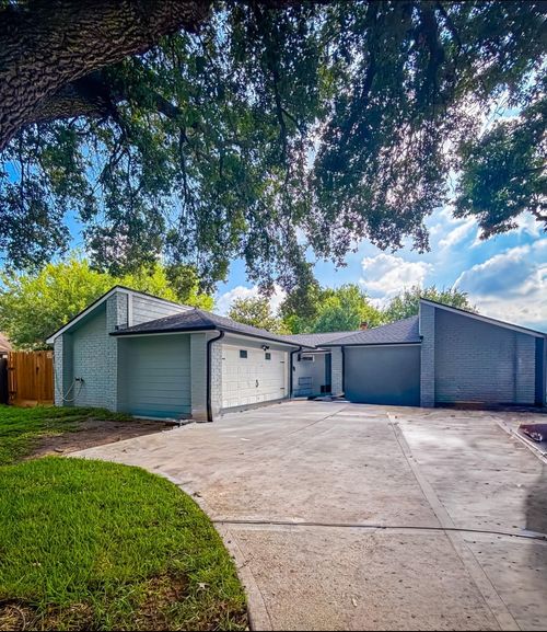 6803 Marta Dr, Houston, TX, 77083-1241 | Card Image