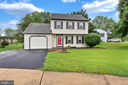 2780 Carlton Pl, York, PA, 17408-4271 | Card Image