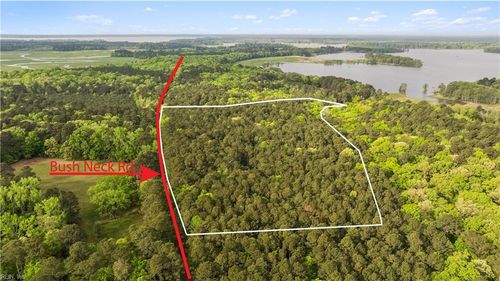 2070 Bush Neck Rd, Williamsburg, VA, 23188-7633 | Card Image