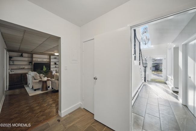 Ground level-1st floor space. | Image 31