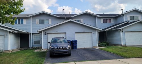 2605 E Martha Pl, Burnham, IL, 60633-2091 | Card Image