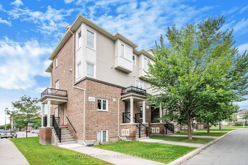 164 Urbancrest Pvt, Nepean, ON, K2J2S7 | Card Image