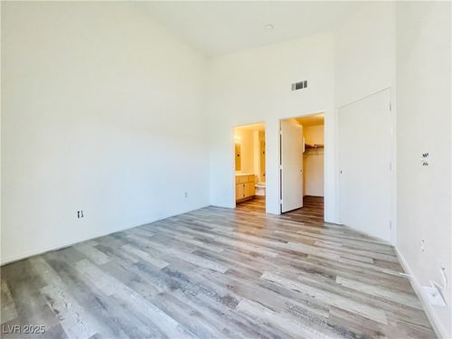 2117-1881 W Alexander Rd, North Las Vegas, NV, 89032-9016 | Card Image