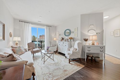 109-33 Whitmer Street, Milton, ON, L9T8P9 | Card Image