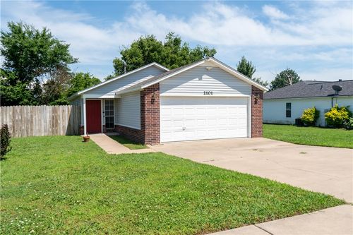 2101 Talia Trail, Siloam Springs, AR, 72761 | Card Image
