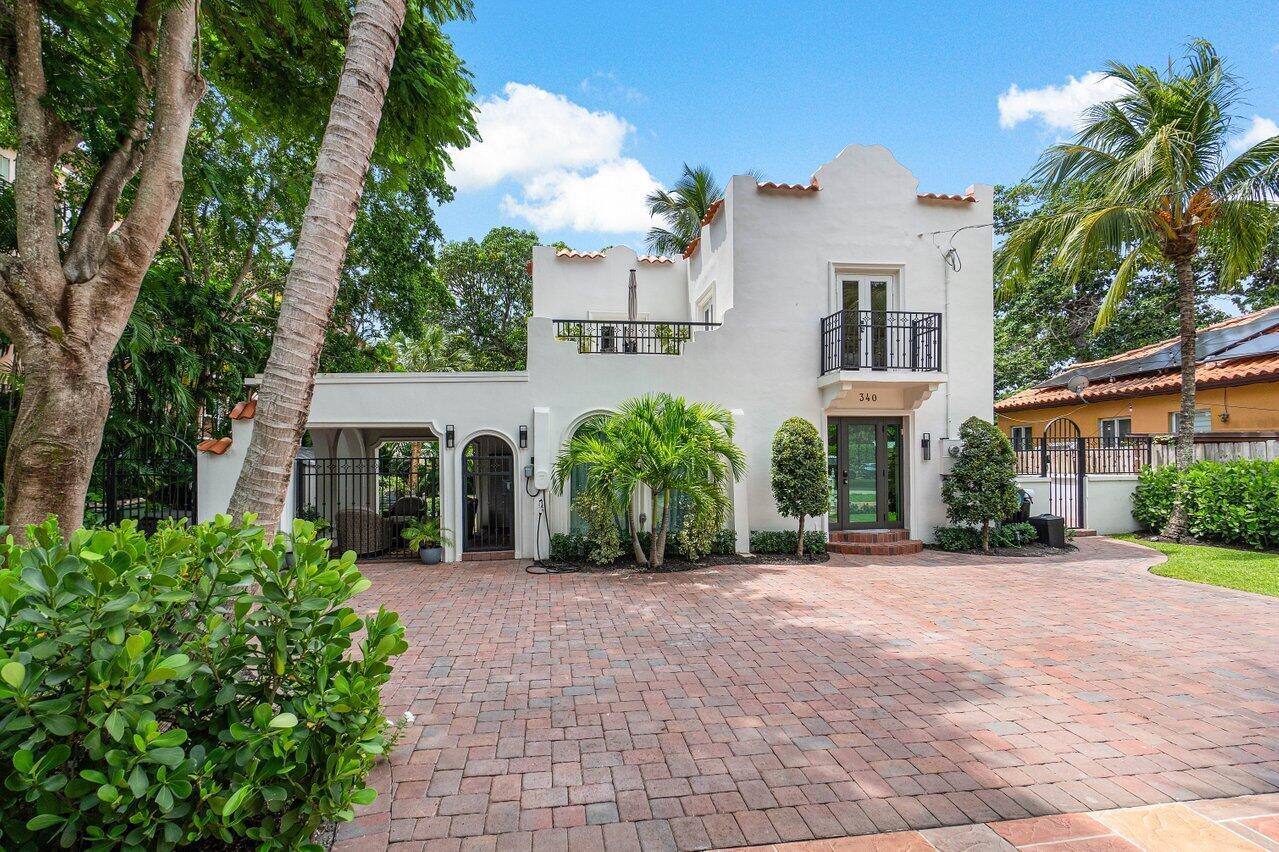 126th St, North Miami, FL 33161