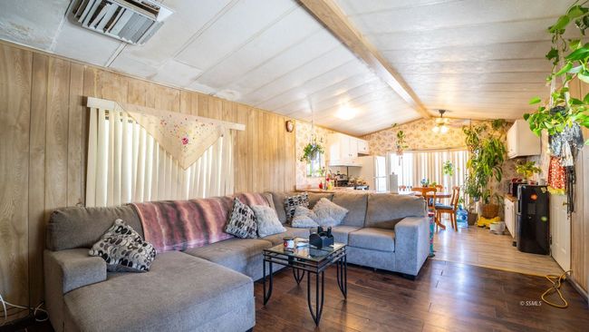 Living Room | Image 8