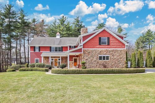 9 Deer Run, Holyoke, MA, 01040-9802 | Card Image