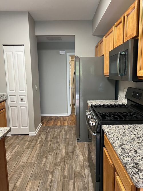 3169 Bromley Ln, Aurora, IL, 60502-6520 | Card Image