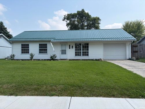 520 Beechwood Dr E, Monticello, IN, 47960-2305 | Card Image