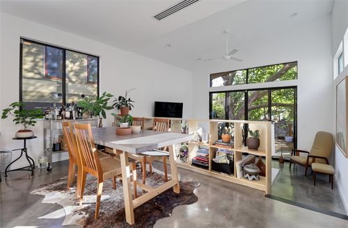 a-2709 E 14th St, Austin, TX, 78702-1503 | Card Image