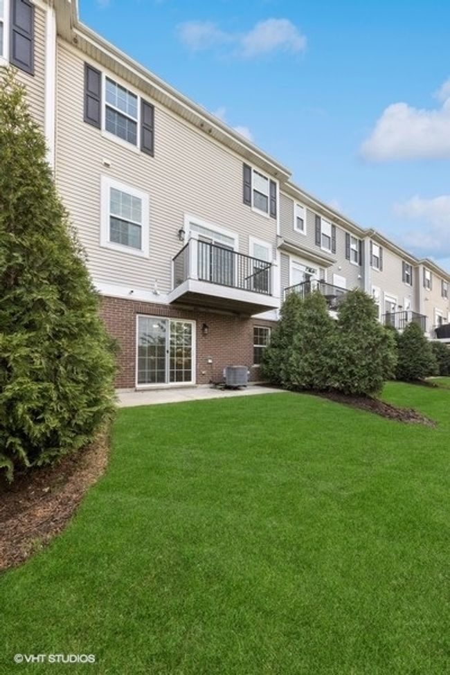 813 Paisley Ct, Townhouse with 3 bedrooms, 3 bathrooms and 2 parking in Naperville IL | Image 17