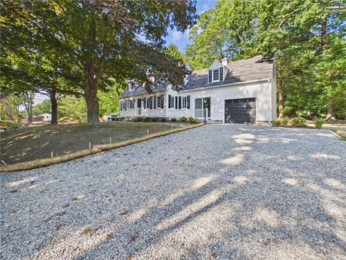 229 Hunt Ave, South Kingstown, RI, 02879-3162 | Card Image