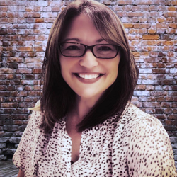 Jennifer Hiller