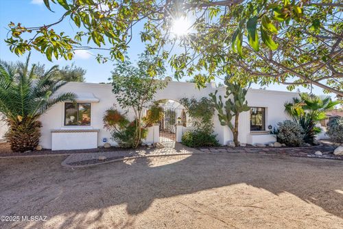 2302 E Mitchell Street, Tucson, AZ, 85719 | Card Image