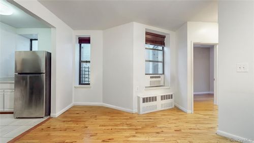 5a-521 W 135th St, New York, NY, 10031-8457 | Card Image