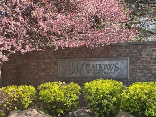 8308 Misty Mdws, Grand Blanc, MI, 48439-7427 | Card Image
