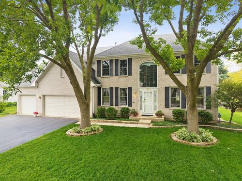 1616 Rolling Hills Dr, Crystal Lake, IL, 60014-2969 | Card Image
