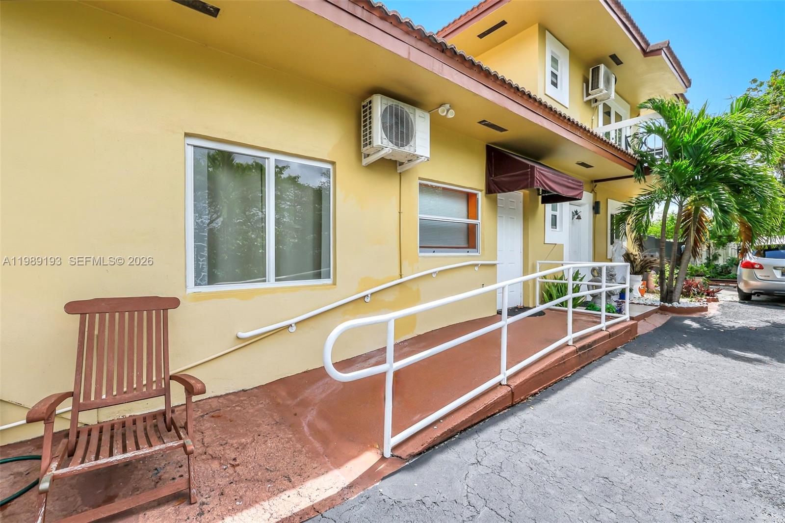 Commercial Sale in Biscayne Park 3