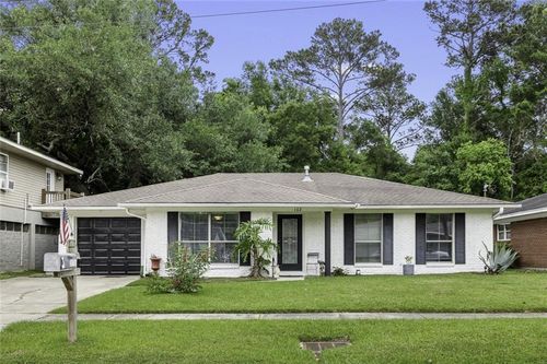 162 Southpark Dr, Slidell, LA, 70458-4745 | Card Image
