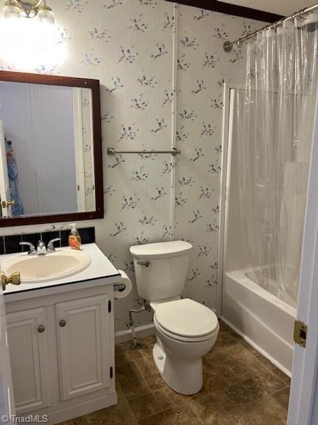 301 Guilrock Ln, House other with 3 bedrooms, 2 bathrooms and null parking in Browns Summit NC | Image 15