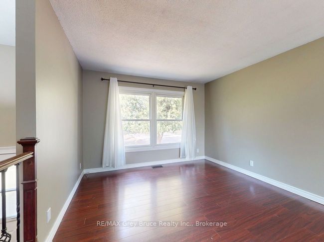 062706 Sunny Valley Rd, House other with 4 bedrooms, 2 bathrooms and 8 parking in Georgian Bluffs ON | Image 9