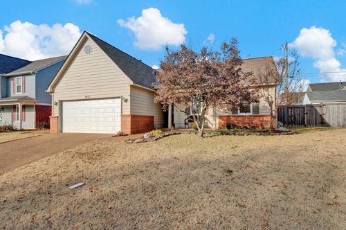 9652 Meadow Green Cv, Lakeland, TN, 38002 | Card Image