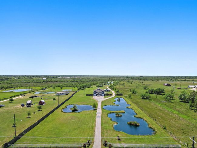 13659 Todd Rd, House other with 4 bedrooms, 4 bathrooms and 2 parking in Winnie TX | Image 38
