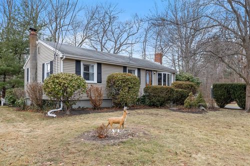 90 Washington Ter, Whitman, MA, 02382-1238 | Card Image