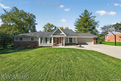 24723 Westmoreland Dr, Farmington Hills, MI, 48336-1963 | Card Image
